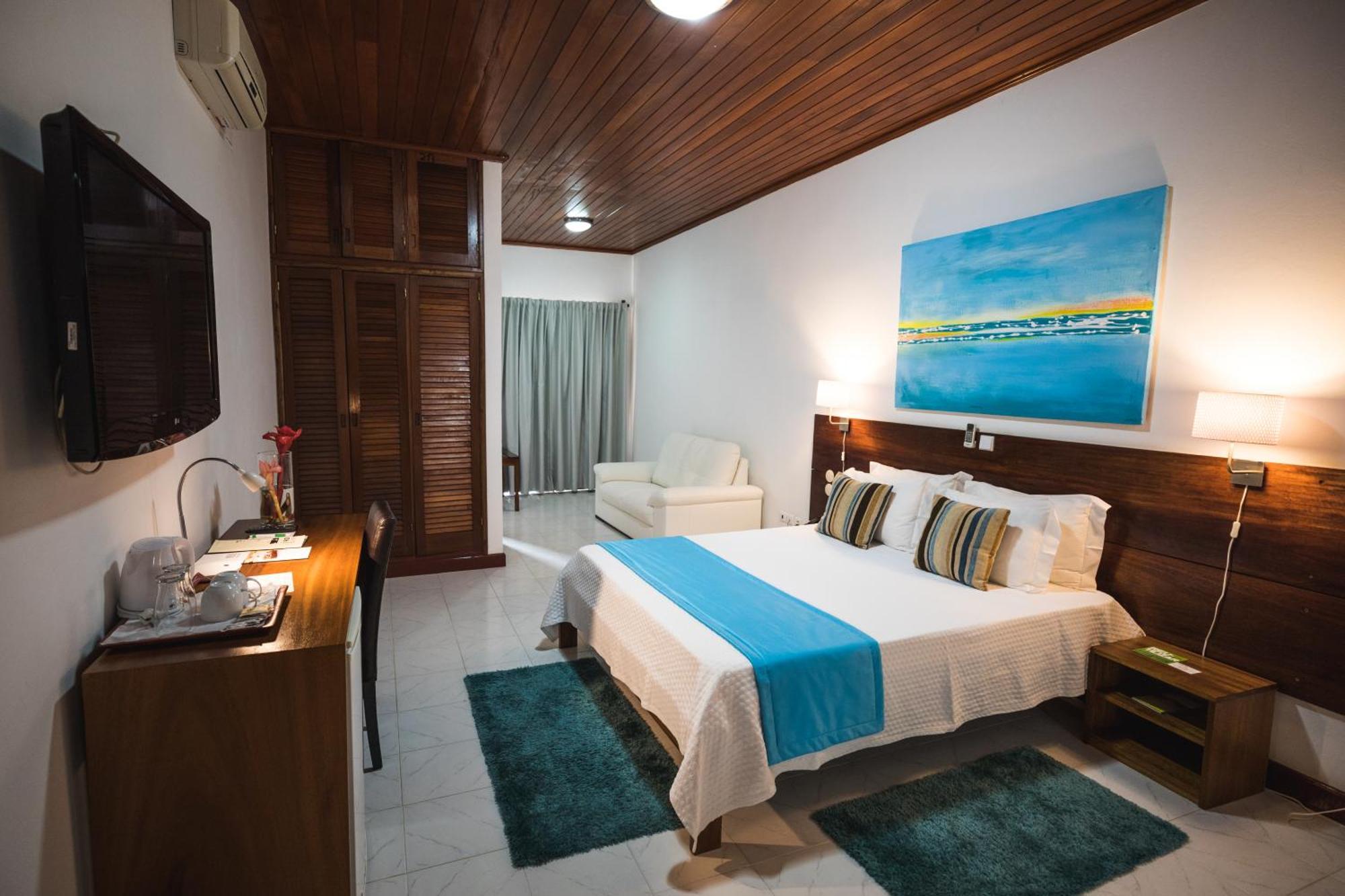 Hotel Praia Сао Томе Екстериор снимка