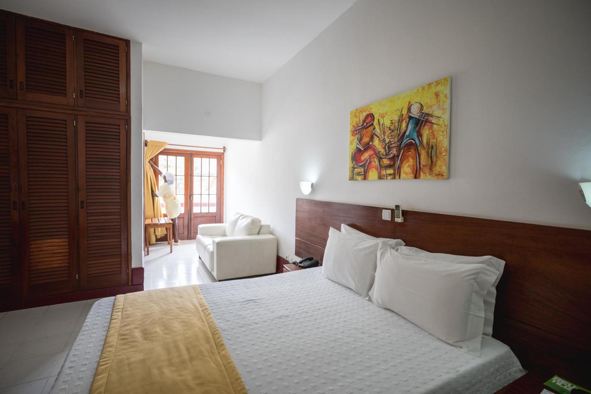 Hotel Praia Сао Томе Екстериор снимка